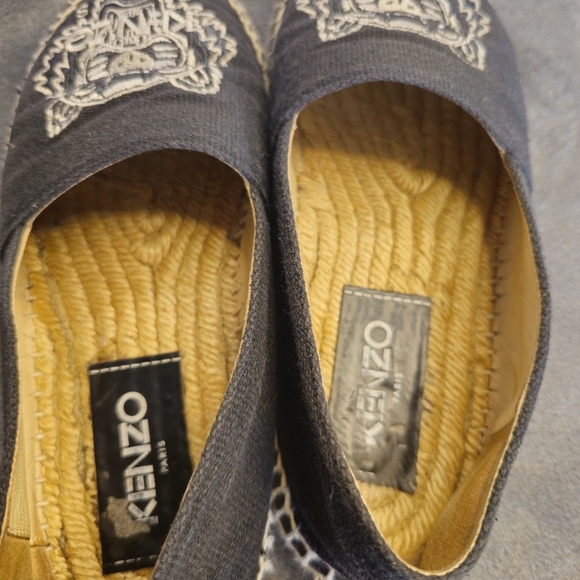 KENZO PARIS FLATS - Picture 9 of 10